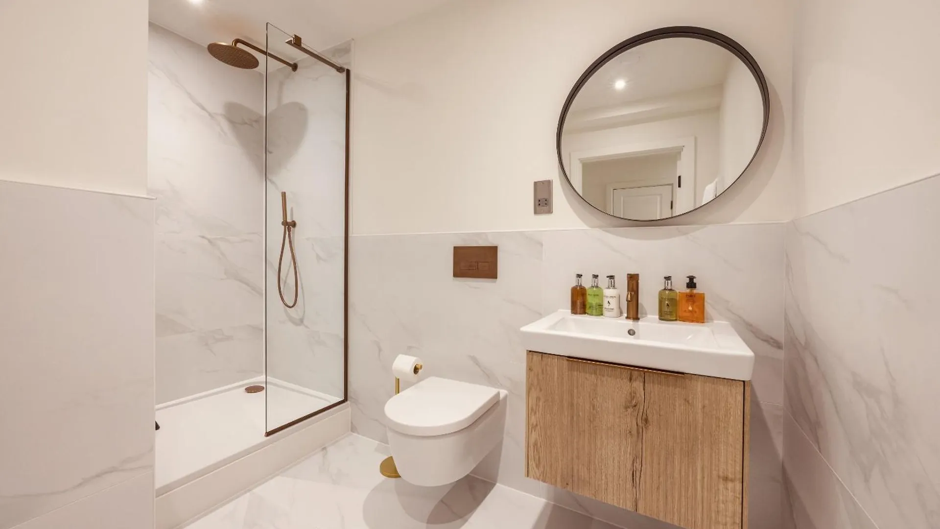 Ultra-Modern Luxury 1Br In Central Leeds Ls1 Free Secure Parking! リーズ